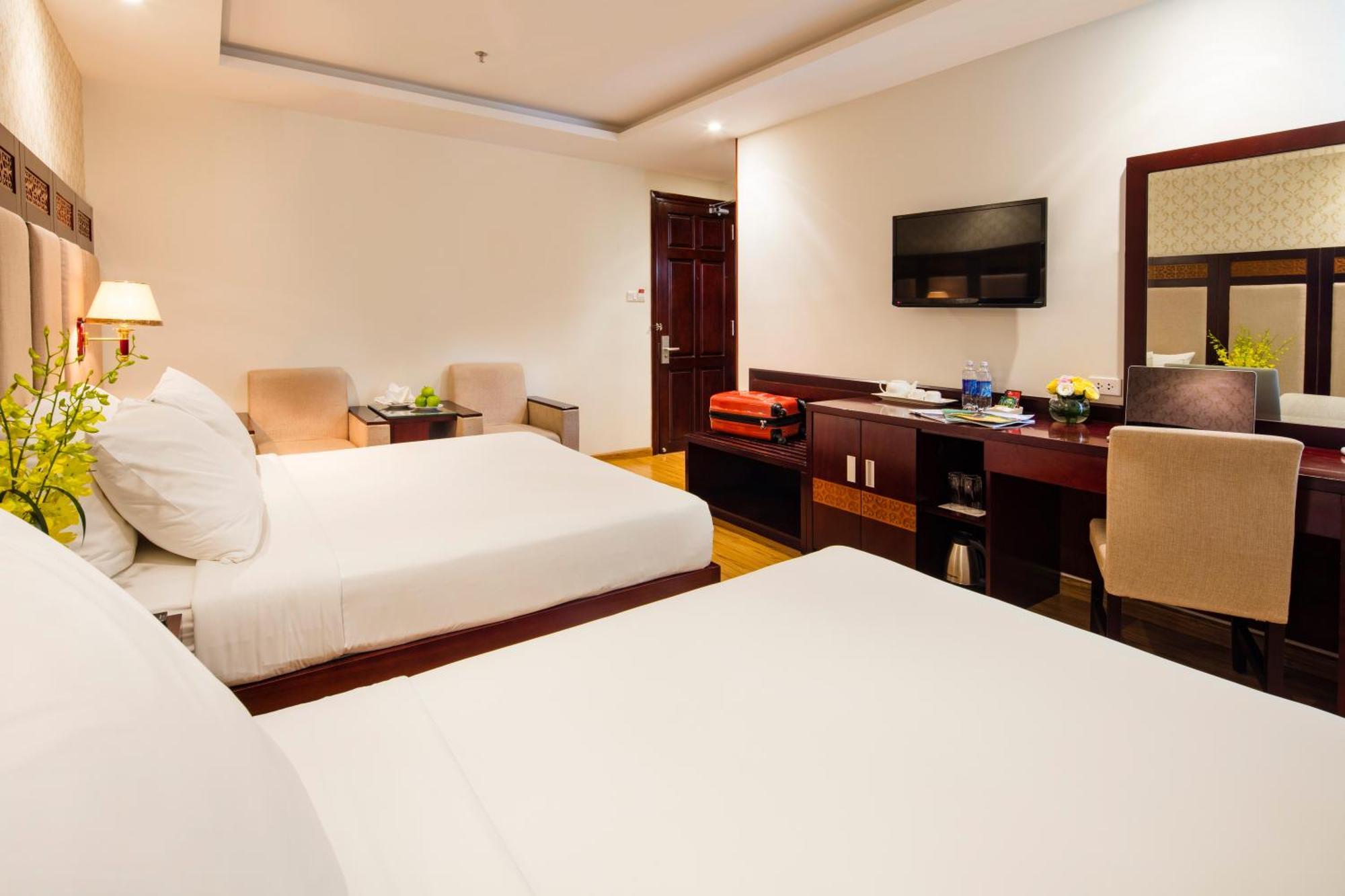 Galliot Hotel Nha Trang Exterior photo